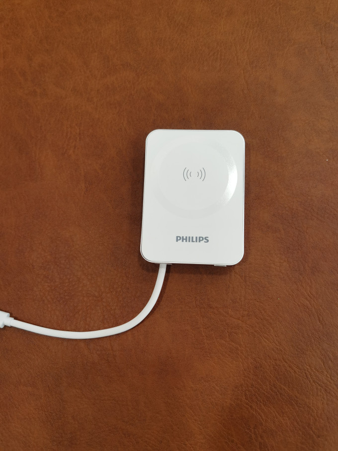 飞利浦移动电源