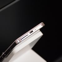 从4599跌至2596，骁龙8Gen3+徕卡影像+50W无线，16GB+512GB大内存
