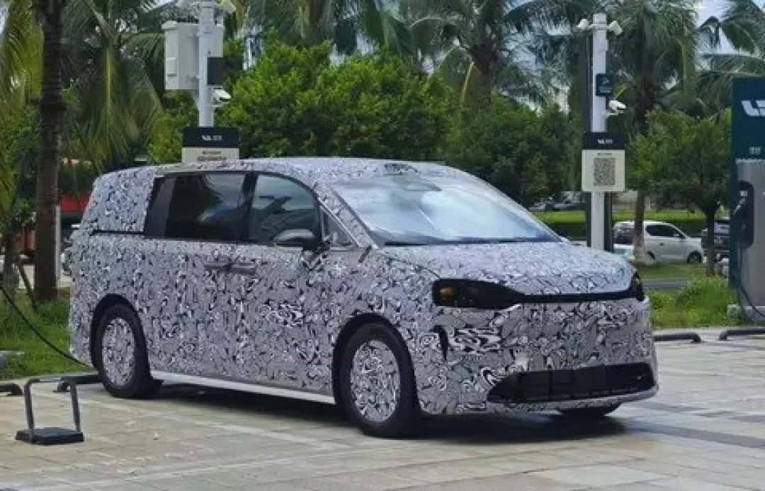 智界即将发布R9与X9两款9系新车型