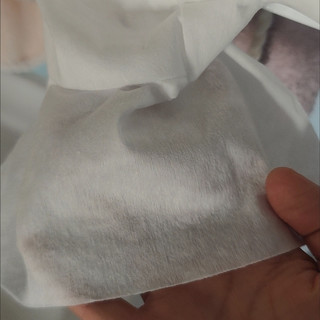 不是所有的洗脸巾都暗藏化学残留，不过前提是你一定要学会选择。