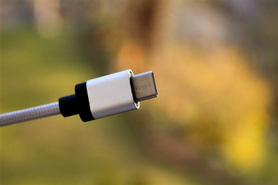 欧盟下令!所有设备必须统一采用USB Type-C接口 包括游戏机、显示器、路由器等