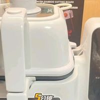 苏泊尔炒菜机器人，让烹饪更简单