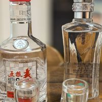 白酒测评 山东中端低度白酒「花冠年份储藏9」