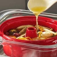 大宇万食电蒸锅：多功能炖蒸煮一体