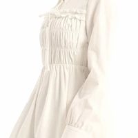 乐町千金风小白裙设计亮点解析