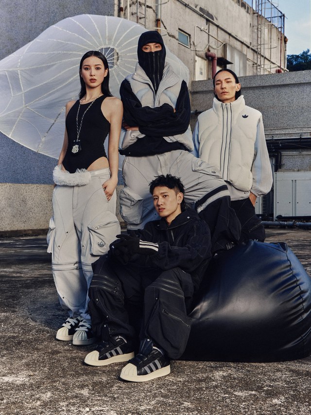 adidas Originals PUFFY SHELL Collection by GALI.adidas Originals 再度携手 GALI 推出焕新合作系列，本回双方从「贝壳」中汲取灵感，探