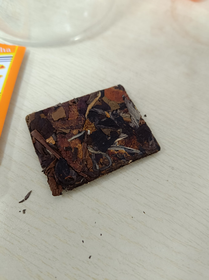 品品香白茶
