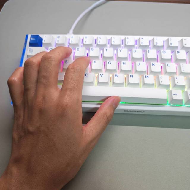 双十一磁轴键盘怎么选？别再看千元磁轴了！达尔优COOL 68体验