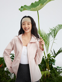 户外穿搭宝藏：MOLY VIVI收腰软壳衣太香了