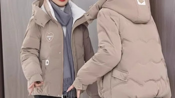 妍莉芬短款羽绒棉服，冬日时尚保暖的“宝藏单品”！