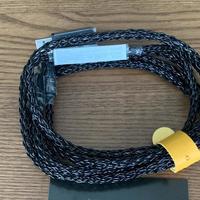 实用桌搭好伴侣：Fpad一拖二8K航插线开箱分享