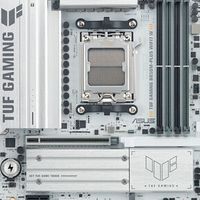 硬核电竞与实用主义，华硕 B850M-PLUS WIFI7 W  机甲白重炮手