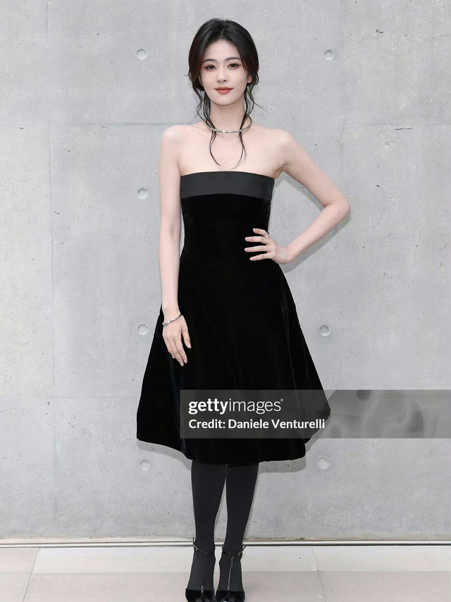Emporio Armani Spring 2026阿玛尼的最终告别，2026春夏「归途」大秀，Giorgio Armani先生在他最标志性的Armani/Teatro，通过Emporio Arman