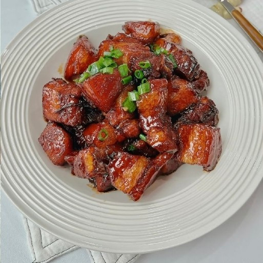 家常红烧肉的详细做法，解锁家庭餐桌经典美味