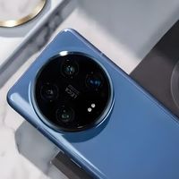 小米化身价格屠夫，从7799跌至4819，16GB+1TB+双向卫星+徕卡镜头