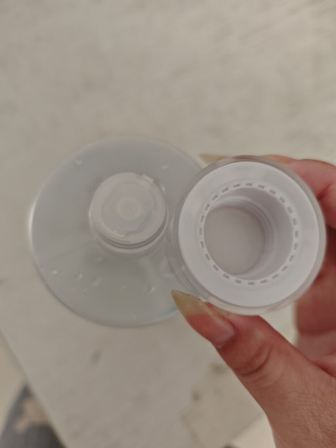 爽肤水