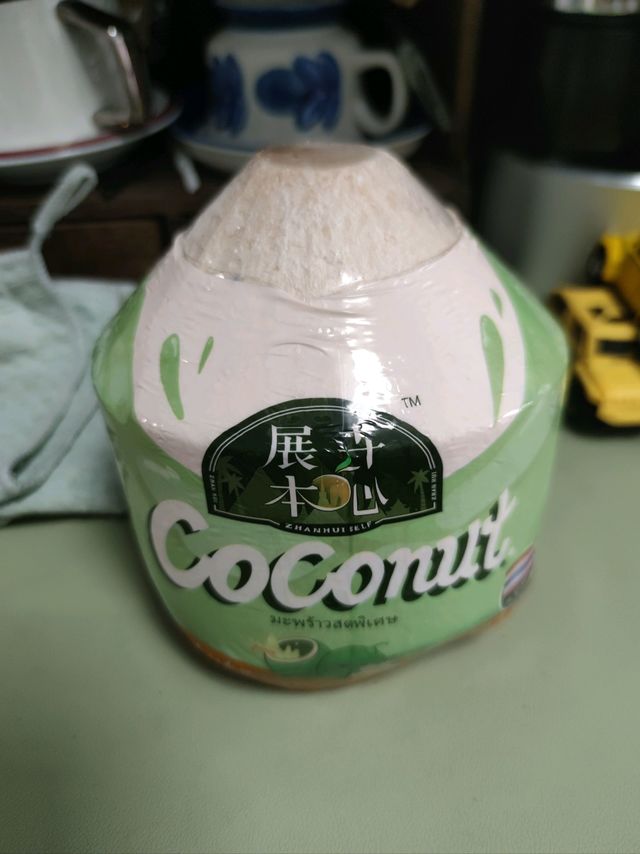 冬天的“暖甜密码”藏在这箱椰青里!泰国风味直邮到家