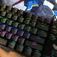 狼蛛S500机械键盘：全尺寸电竞利器，性能与实用的完美平衡