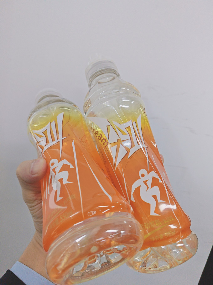 农夫山泉功能饮料