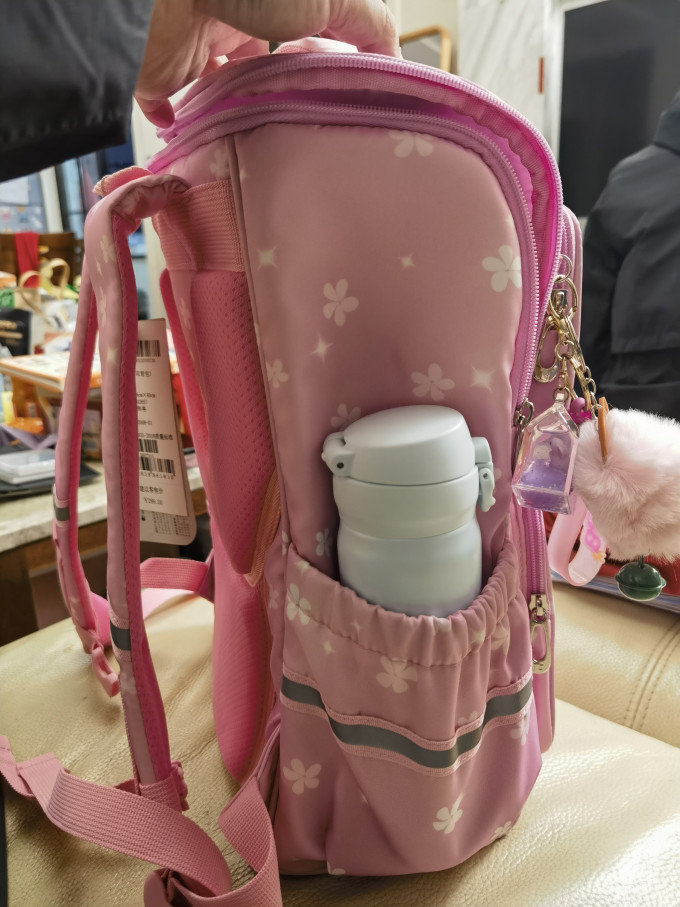 威豹幼儿书包