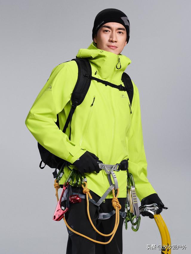 防水透气，秋季最佳户外服饰之选，6款国产知名户外品牌冲锋衣