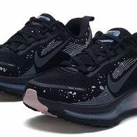 Nike迈柔VOMERO 18女鞋：厚底缓震的跑者福音