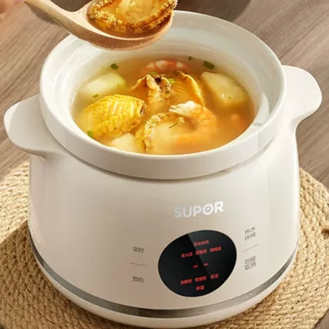 苏泊尔电炖锅：家用炖煮神器，一碗鲜醇藏四季