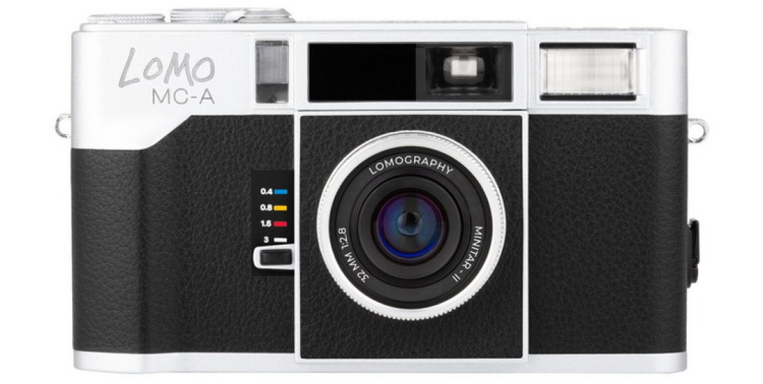 lomo-mca__silver__front__on-grey-1536x774.jpg