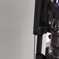 Dyson 戴森 V11 Fluffy 吸尘器是 “洁净卫士”​