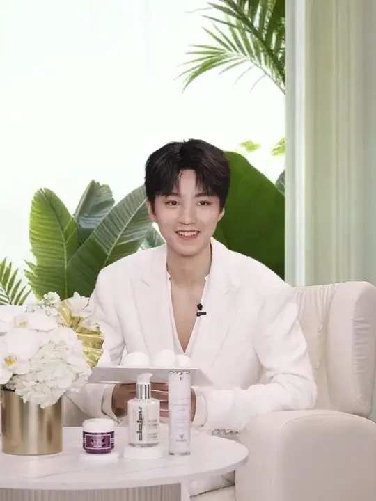 2025/10/21晚7:30王俊凯希思黎直播
#王俊凯 #法国希思黎 #sisley