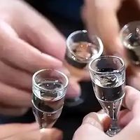 谁说好酒非得贵得吓人？这6款平价白酒，口感好，还便宜