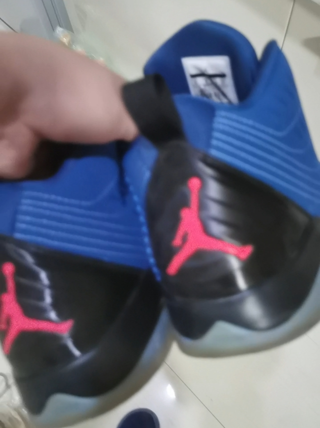 双11买的aj篮球鞋挺好的