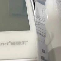 爱奥乐血糖仪：高精度检测与老人友好设计