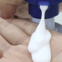 泰国卡瓦库德珍珠燕窝身体乳焕白保湿，臻享丝滑肌肤