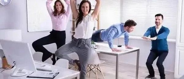 训练  |  办公室生存新技能：工位变健身房！这份"运动零食"清单帮你偷偷变健康