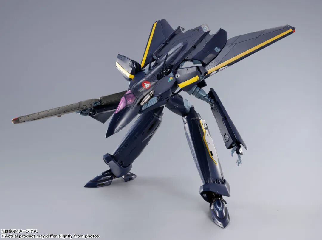 超时空要塞新品! DX 超合金 VF-17S NIGHTMARE STEALTHVALKYRIE