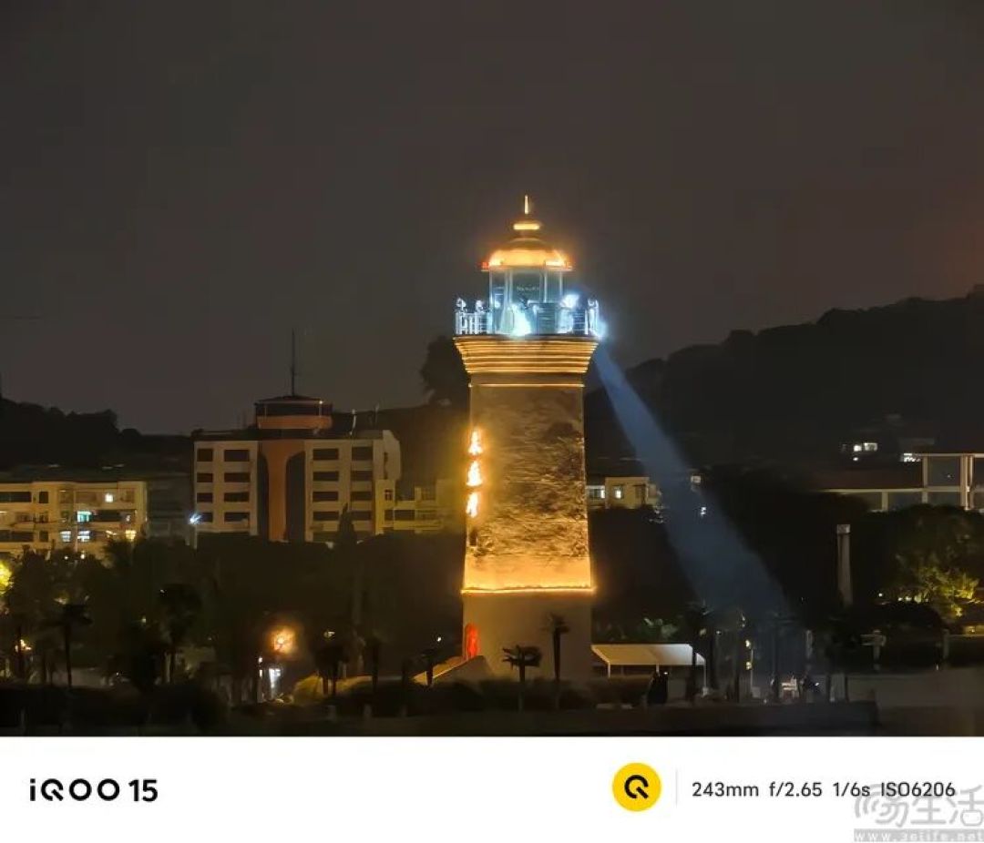 视频|iQOO 15首发评测:除了性能,更要旗舰全能