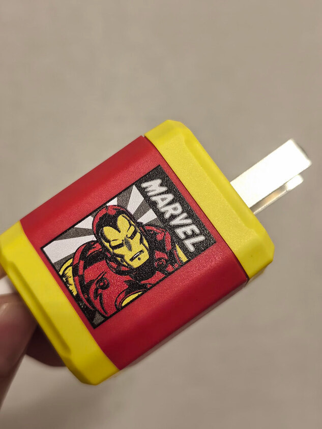 钢铁侠充电器30W快充体验