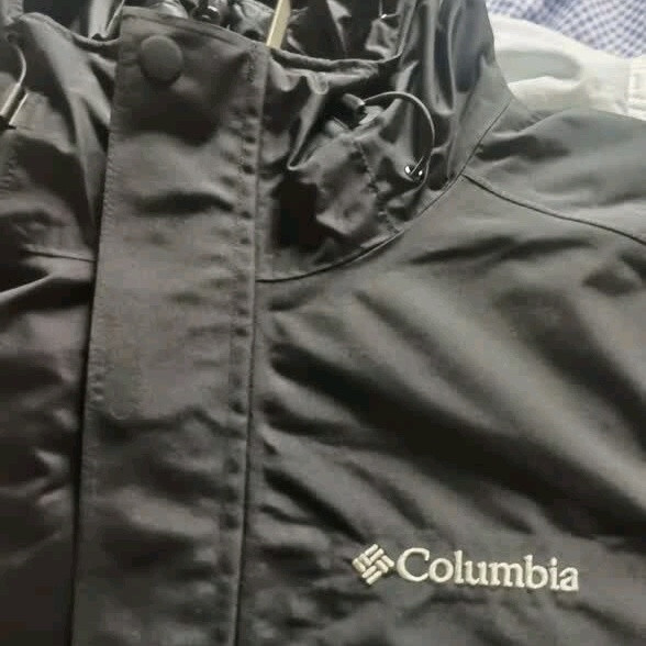 秋冬户外封神！Columbia蒋奇明同款银点700蓬三合一冲锋衣