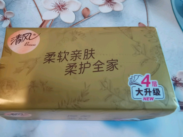 无限回购的家庭装抽纸！囤一次用半年太香了