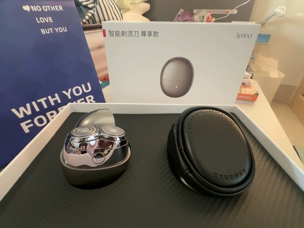 男友生日礼选它！华为智选剃须刀实用又显心意