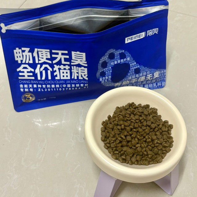 换了这款猫粮，软便猫终于给了我一颗定心丸