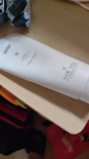 薇诺娜宝贝舒润霜，全家适用