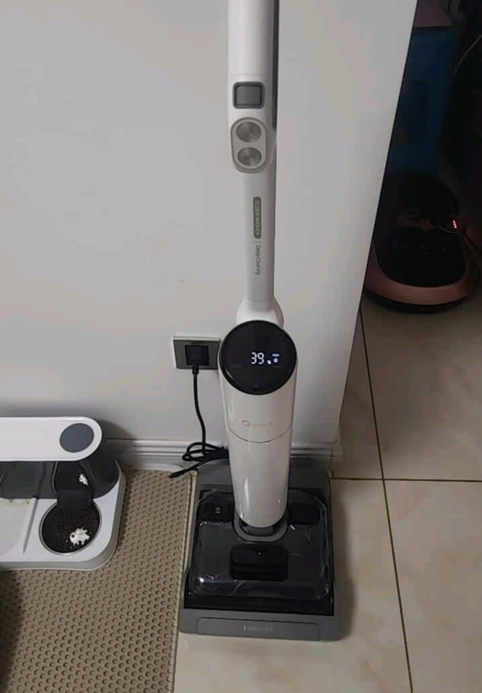 美的无线洗地机