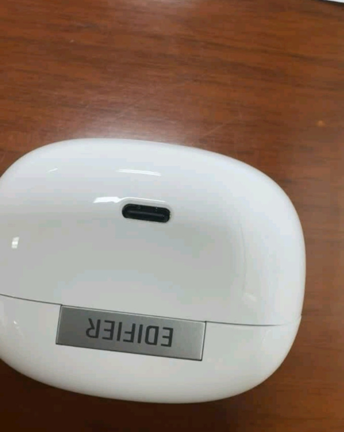 漫步者蓝牙耳机