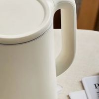 小熊1.7L电水壶：无缝内胆+保温