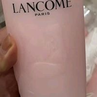 干性肌肤适用的温和柔肤水