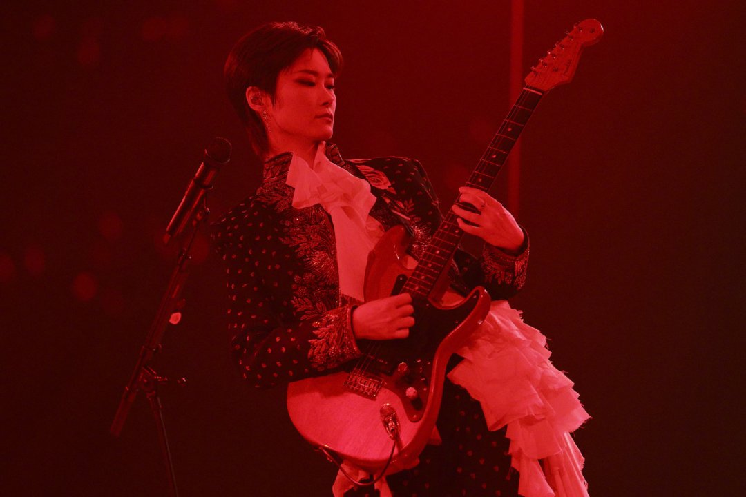 李宇春杭州演唱会燃情开唱:18年之约与出道20年音乐盛宴双向奔赴