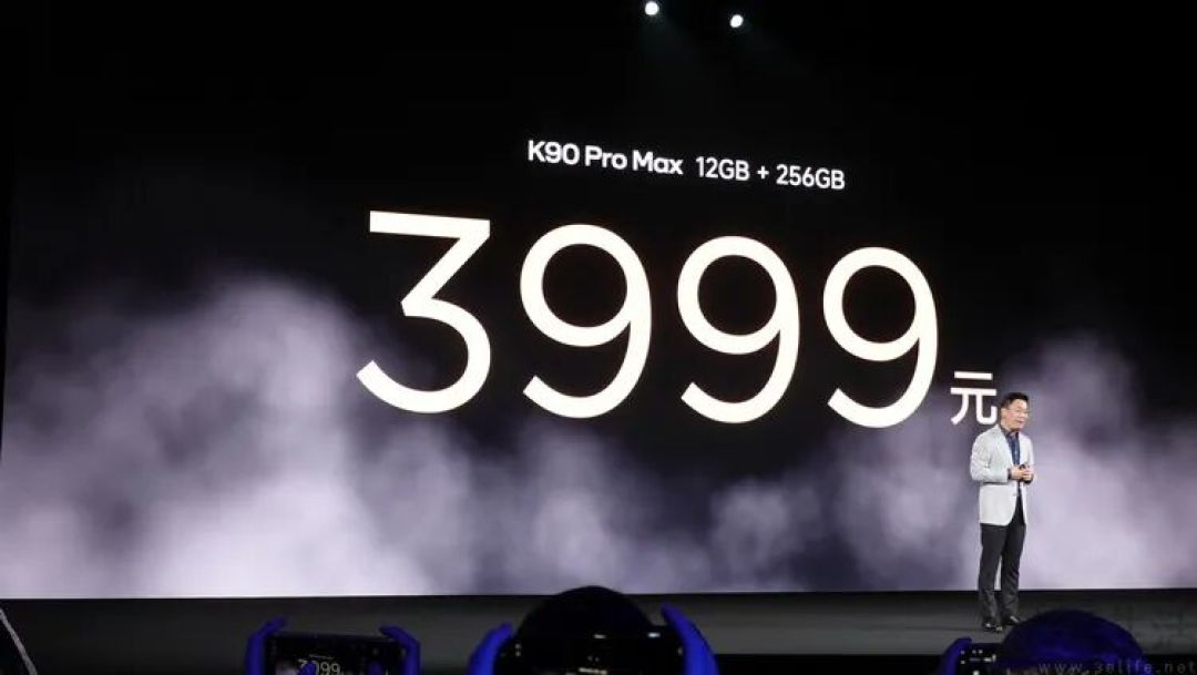 REDMI K90系列，借“定位刷新”之名，秀自研实力