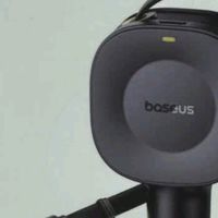 倍思车载充电器，解决车内多设备充电难题